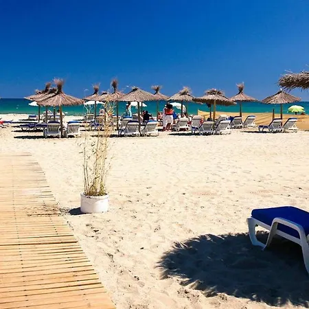 Maison Avec Terrasses 펜션 *